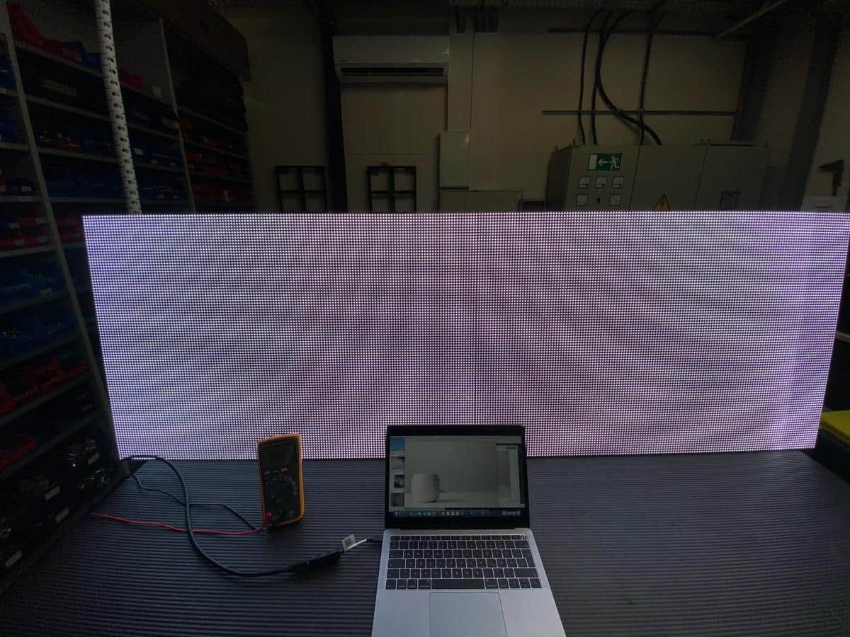 Stromverbrauch LED-Wand