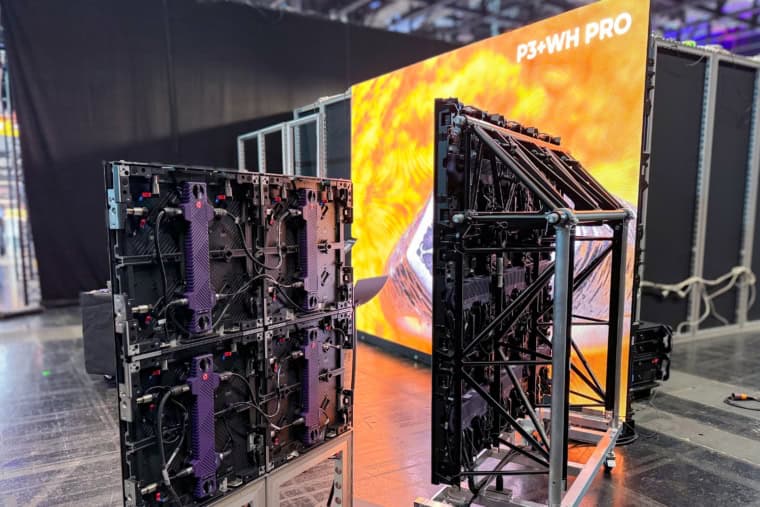 Rückansicht des LEDTEK Standes bei der MEET 2024.